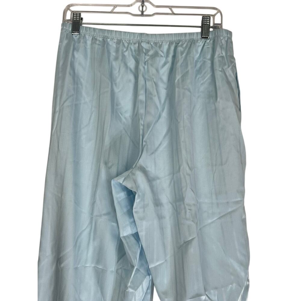 NWT Miss Elaines Essentials Powder Blue Long Sleeve Pajamas Top & Pants Size M - Picture 9 of 12